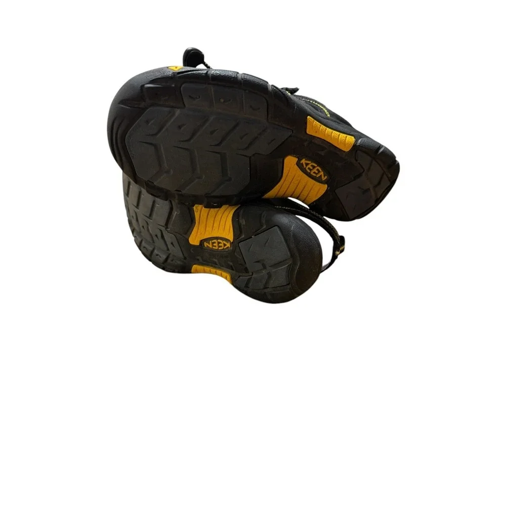 Keen‎ Black Closed Toe Hiking Sandals Unisex Y4 Waterproof/washable Lake River